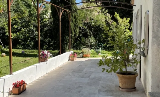 Conception ,Fabrication et pose d'une pergola sur mesure , Saint-Maximin-la-Sainte-Baume, Atelier Bois d'Acier